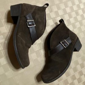 short boots wright belted‎ Suede 1014184 2” Heel